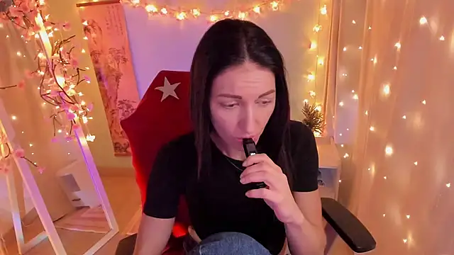 Aurora Loveu online show from 03.10.26