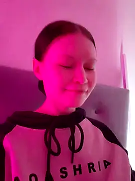 DragonFoxie online show from 11.14.25