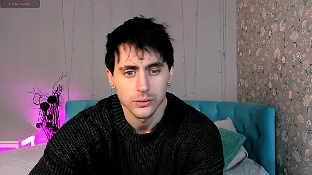 Oscar Miller  online show from 02.08.26