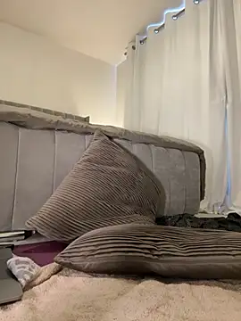 yasmingarcia online show from 11.17.25