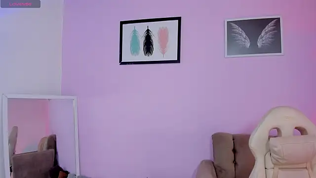 fressittalove01 online show from 02.17.26