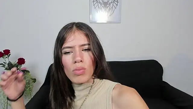 fressittalove01 online show from 04.15.26