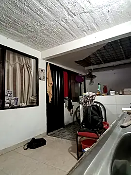 Morenaza6420 online show from 10.18.25