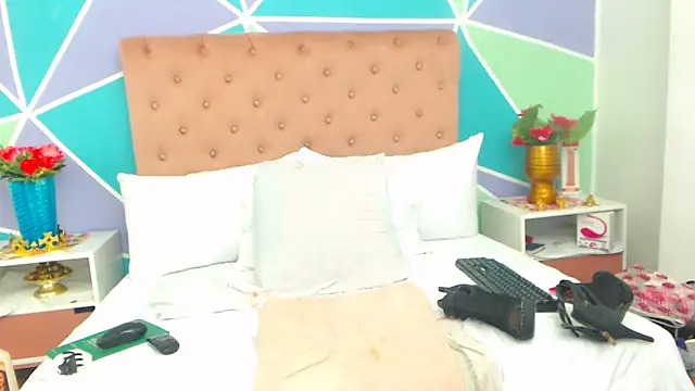 Morenaza6420 online show from 03.24.26