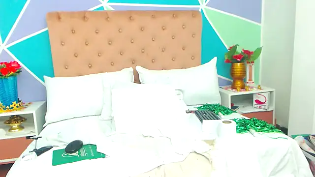 Morenaza6420 online show from 04.06.26