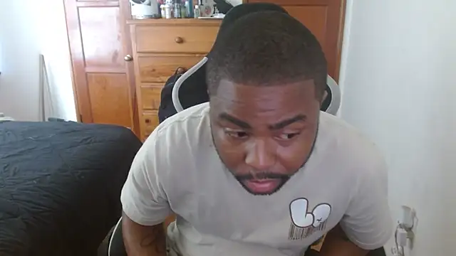 Breadwinnah online show from 11.26.25