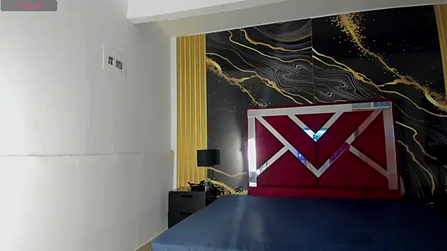 VioletRose as online show from 01.06.26