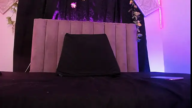 AkiraStone  online show from 10.06.25