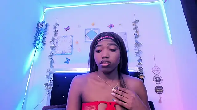 Snapshot of AkariRosetti chatting on 09.13.25 AkariRosetti online show from 09.13.25