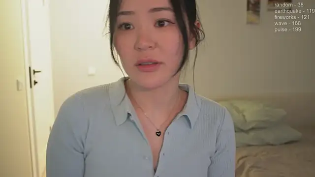 Snapshot of _JiKey_ chatting on 01.27.25 JiKey online show from 01.27.25