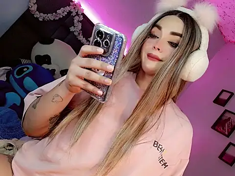 Snapshot of kattie_Sweet_ chatting on 10.24.25 kattie Sweet online show from 10.24.25