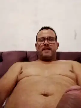 Snapshot of jssaf chatting on 02.13.26 jssaf online show from 02.13.26