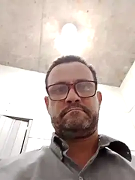 Snapshot of jssaf chatting on 02.18.26 jssaf online show from 02.18.26