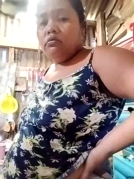 hot mom13 online show from 09.27.25