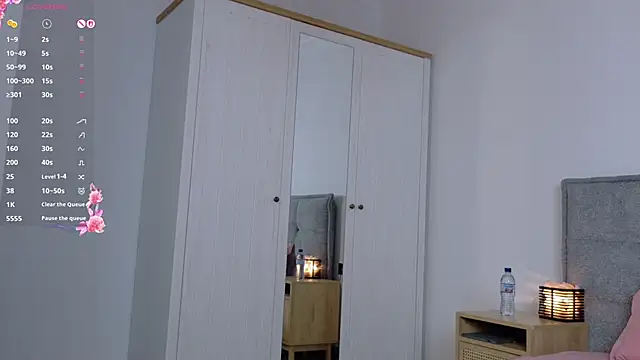 ada di online show from 10.03.25