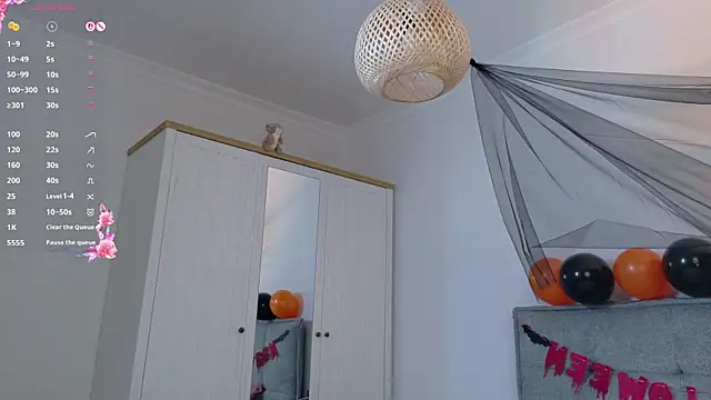 ada di online show from 10.31.25