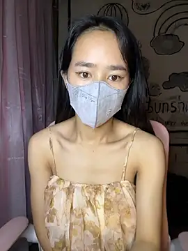 TiNa 04 online show from 10.06.25