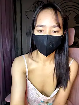 TiNa 04 online show from 12.14.25