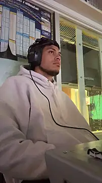 Snapshot of StrokingDaddy4 chatting on 02.19.26 StrokingDaddy4 online show from 02.19.26