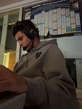 Snapshot of StrokingDaddy4 chatting on 03.27.26 StrokingDaddy4 online show from 03.27.26