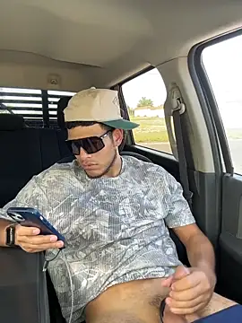 Snapshot of StrokingDaddy4 chatting on 03.31.26 StrokingDaddy4 online show from 03.31.26