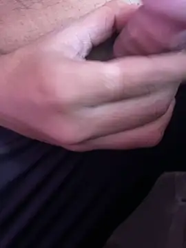 Snapshot of SexyImran chatting on 10.17.25 SexyImran online show from 10.17.25