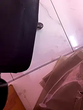 Snapshot of SexyImran chatting on 10.19.25 SexyImran online show from 10.19.25