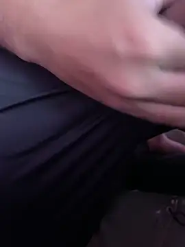 Snapshot of SexyImran chatting on 11.03.25 SexyImran online show from 11.03.25