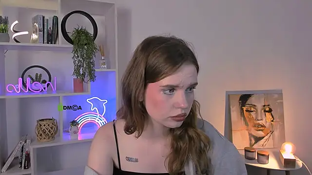 Snapshot of eva_drive chatting on 09.16.25 eva drive online show from 09.16.25