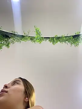 CharlotteBrownn  online show from 10.30.25