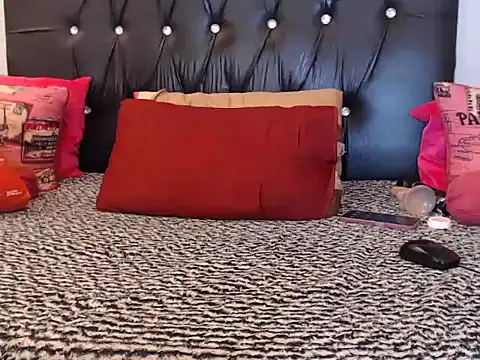 SweetJuicyPussy  online show from 09.11.25