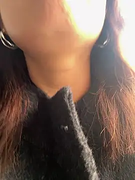 feifei 521 online show from 10.25.25