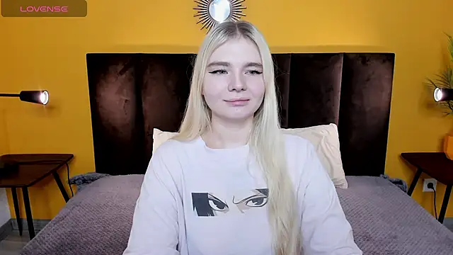 RuthBryant online show from 12.05.25