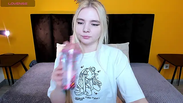 RuthBryant online show from 01.12.26