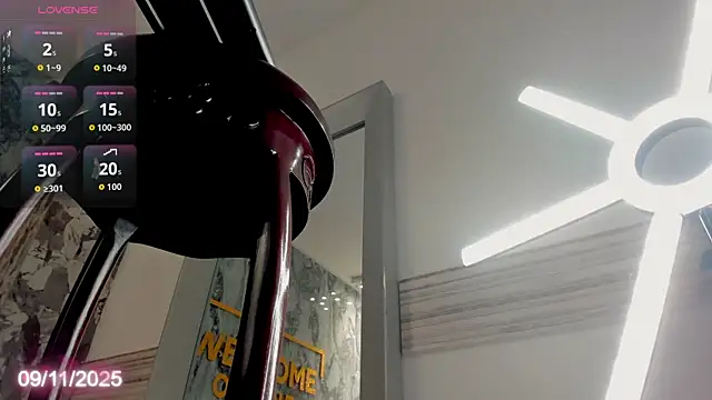 Sophi Johnson online show from 11.09.25