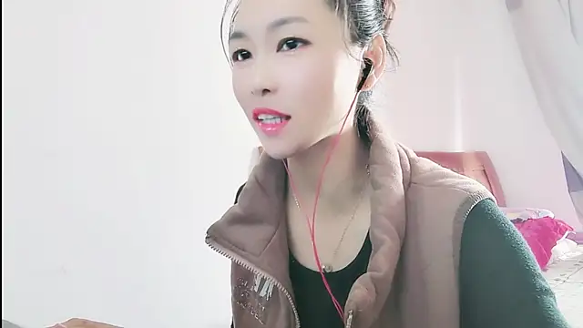 Snapshot of My12Baby chatting on 10.16.25 My12Baby online show from 10.16.25