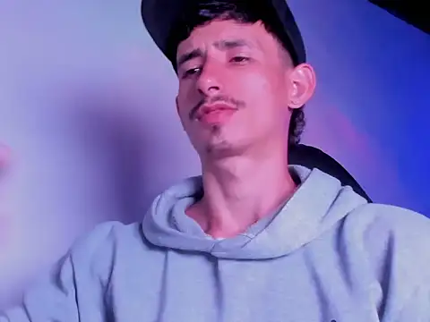 Damartinez27 online show from 03.04.26