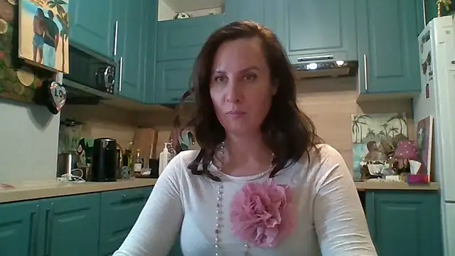 ALICAINWONDERLAND online show from 11.16.25