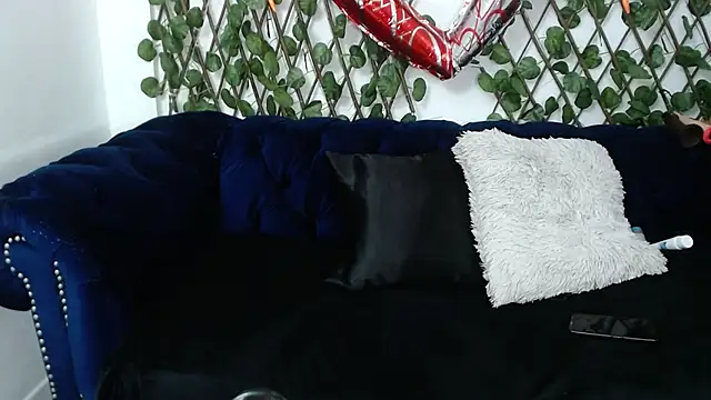 Snapshot of Naia69 chatting on 09.22.25 Naia69 online show from 09.22.25