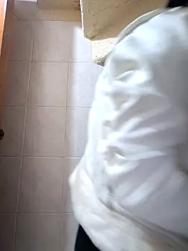 Venus Rivers online show from 09.29.25