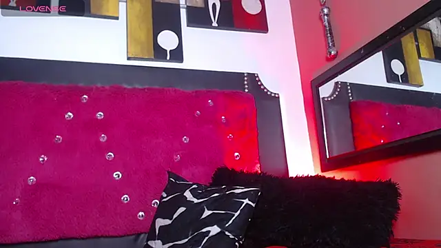 Engeelll online show from 10.25.25