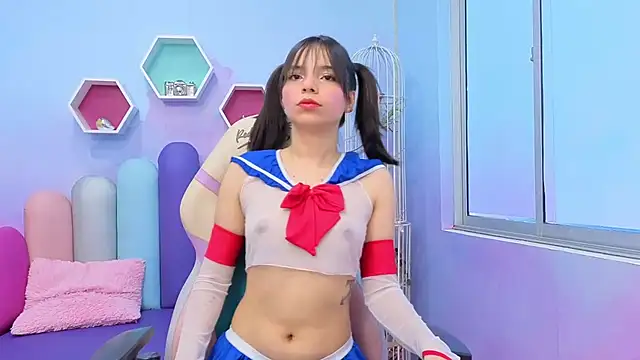 Issa Skinny  online show from 10.18.25