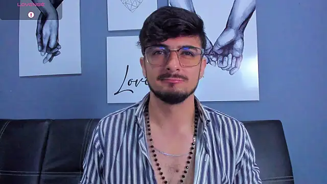 AaronFuentes7 online show from 09.10.25