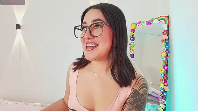 justonecute online show from 09.29.25