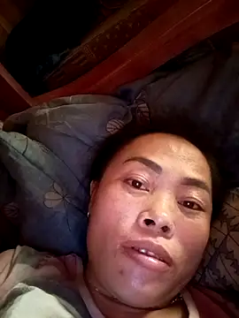 Snapshot of CoMay003 chatting on 09.17.25 CoMay003 online show from 09.17.25