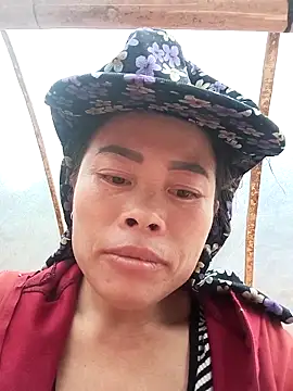 Snapshot of CoMay003 chatting on 09.25.25 CoMay003 online show from 09.25.25