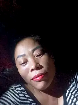 Snapshot of CoMay003 chatting on 09.26.25 CoMay003 online show from 09.26.25