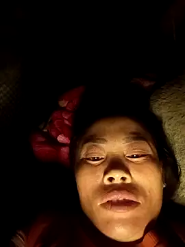 Snapshot of CoMay003 chatting on 10.24.25 CoMay003 online show from 10.24.25