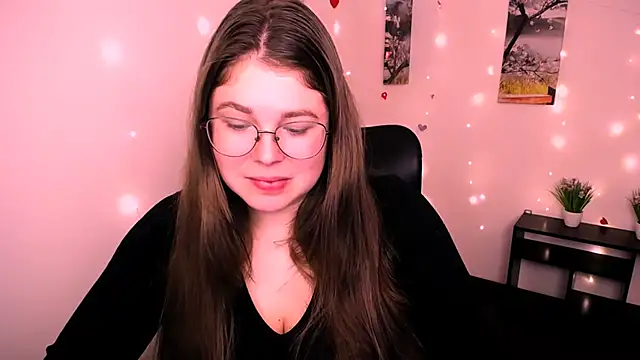  Lovely Mary online show from 10.24.25