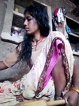 Snapshot of MISS-KAYA chatting on 09.23.25 MISS-KAYA online show from 09.23.25